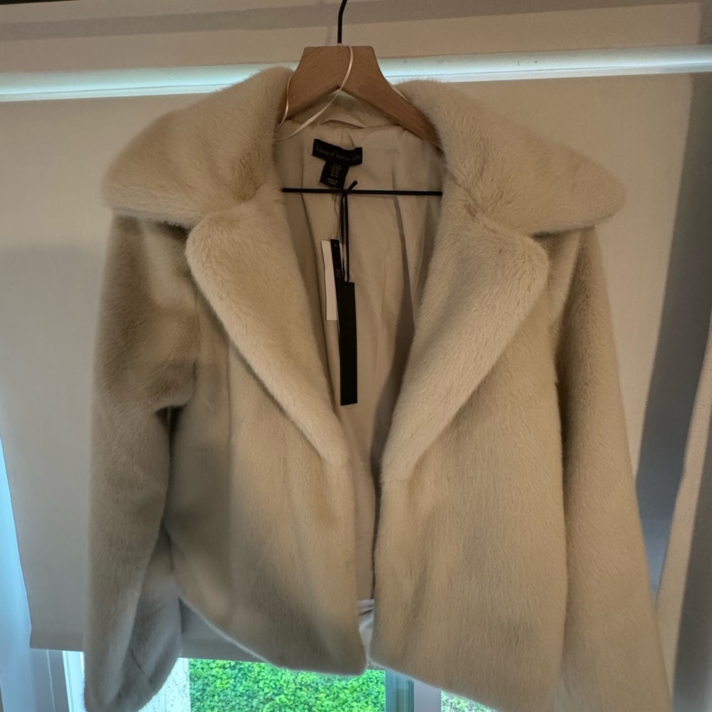 House of Harlow 1960 faux fur jacket